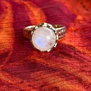 Vintage Hammered 925 Sterling Silver Ring with Large Moonstone Gemstone, sz 9.5